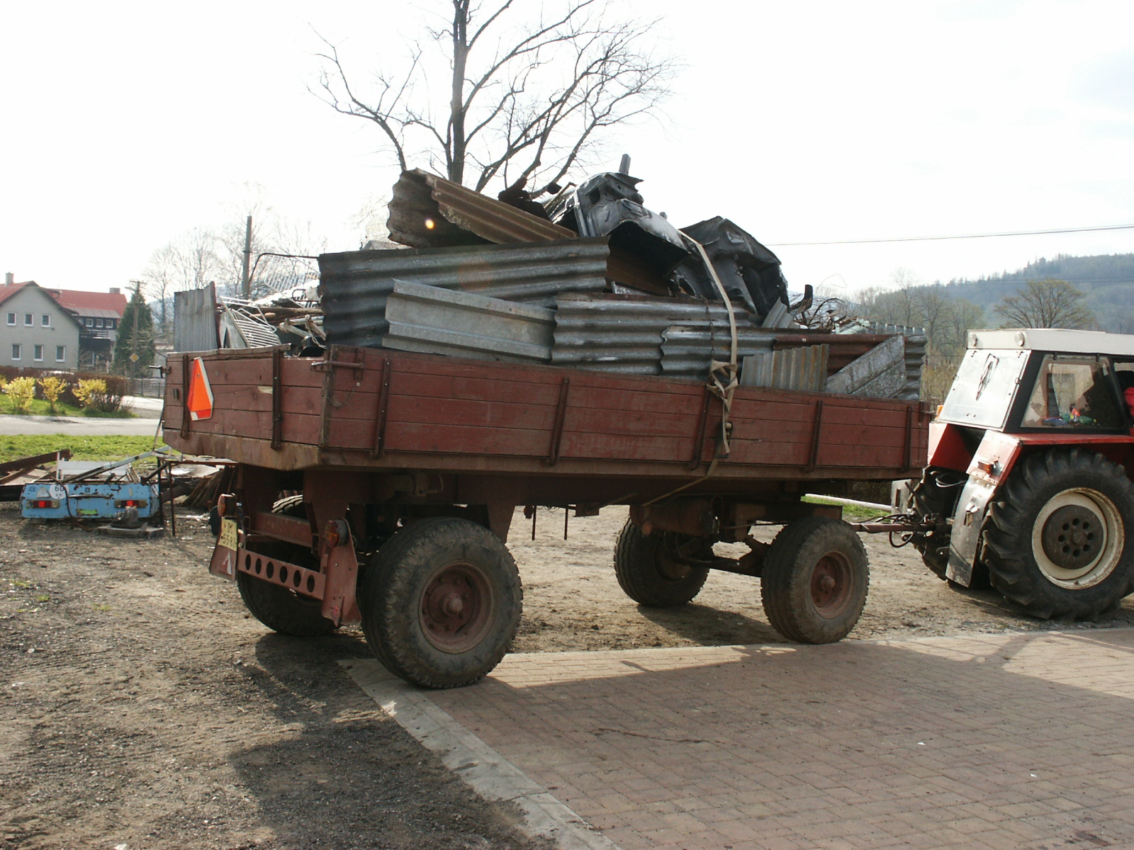 sběr šrotu 002.jpg