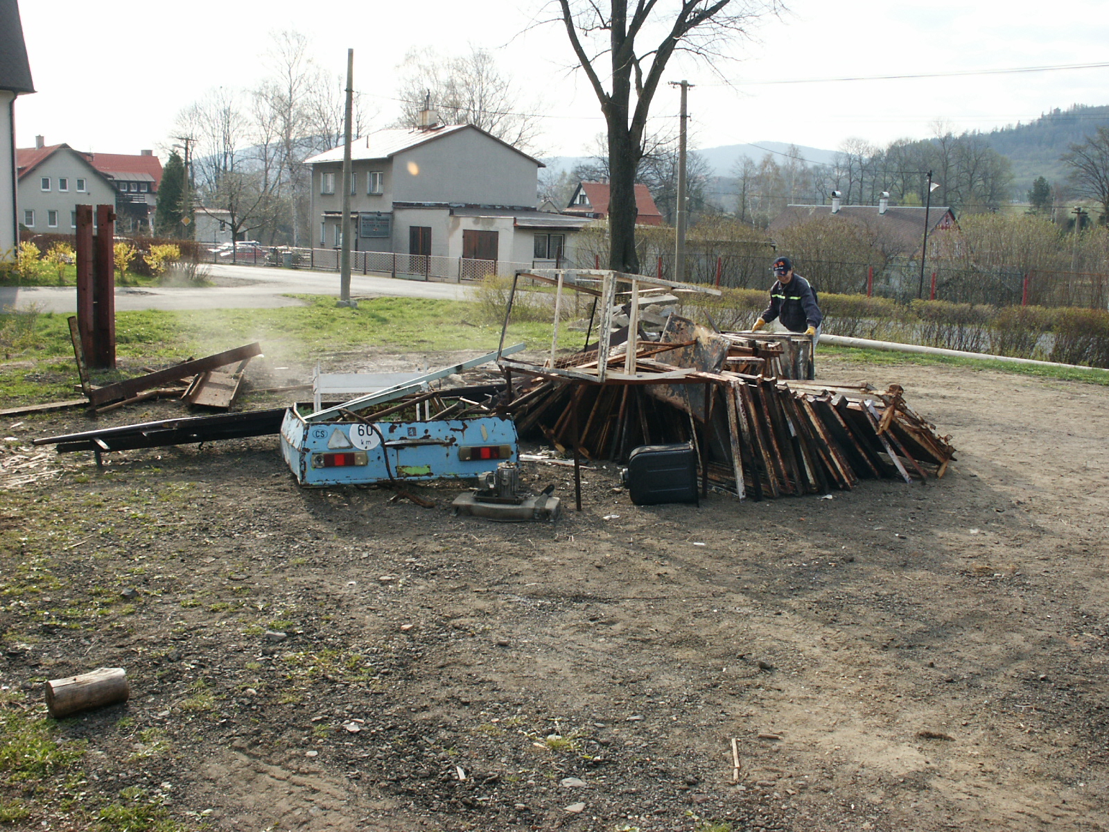 sběr šrotu 003.jpg
